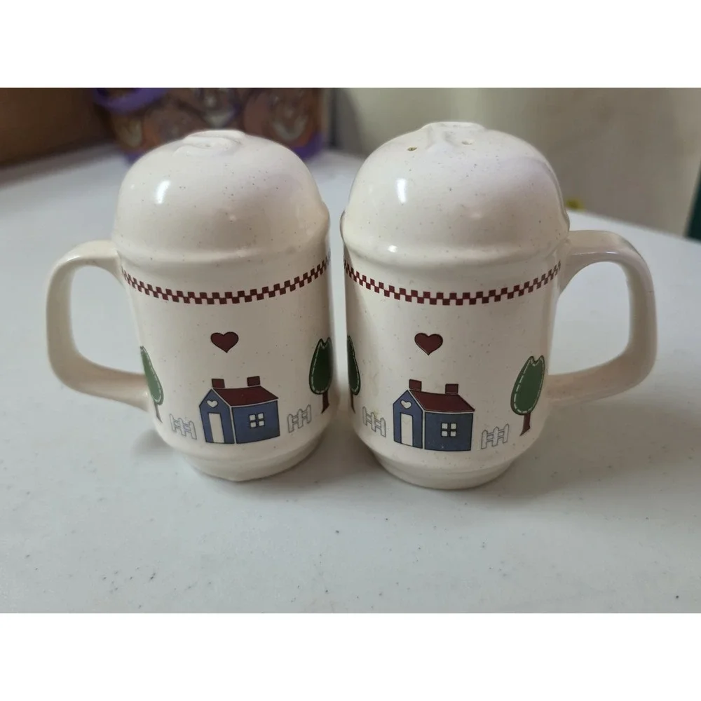International Habersham Salt And Pepper Shakers Heart Home